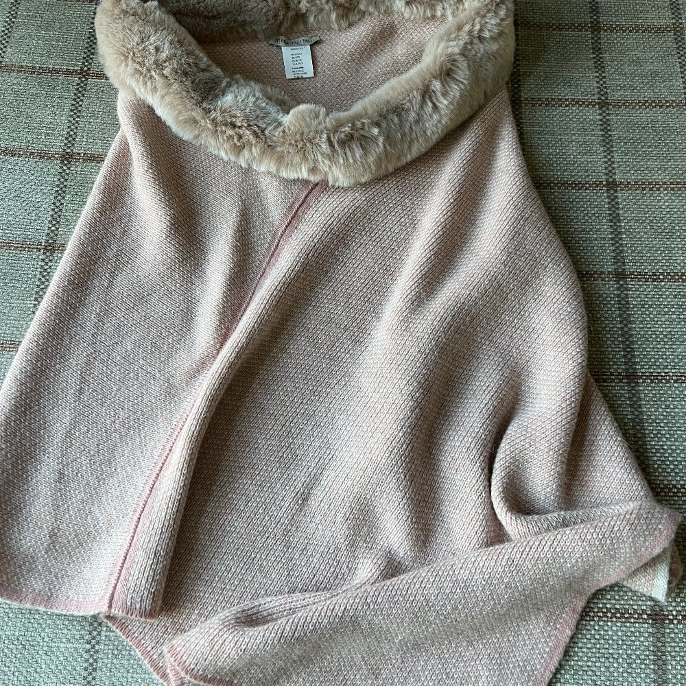 Fratelli Talli Faux Fur Pink Tweed over head Shawl